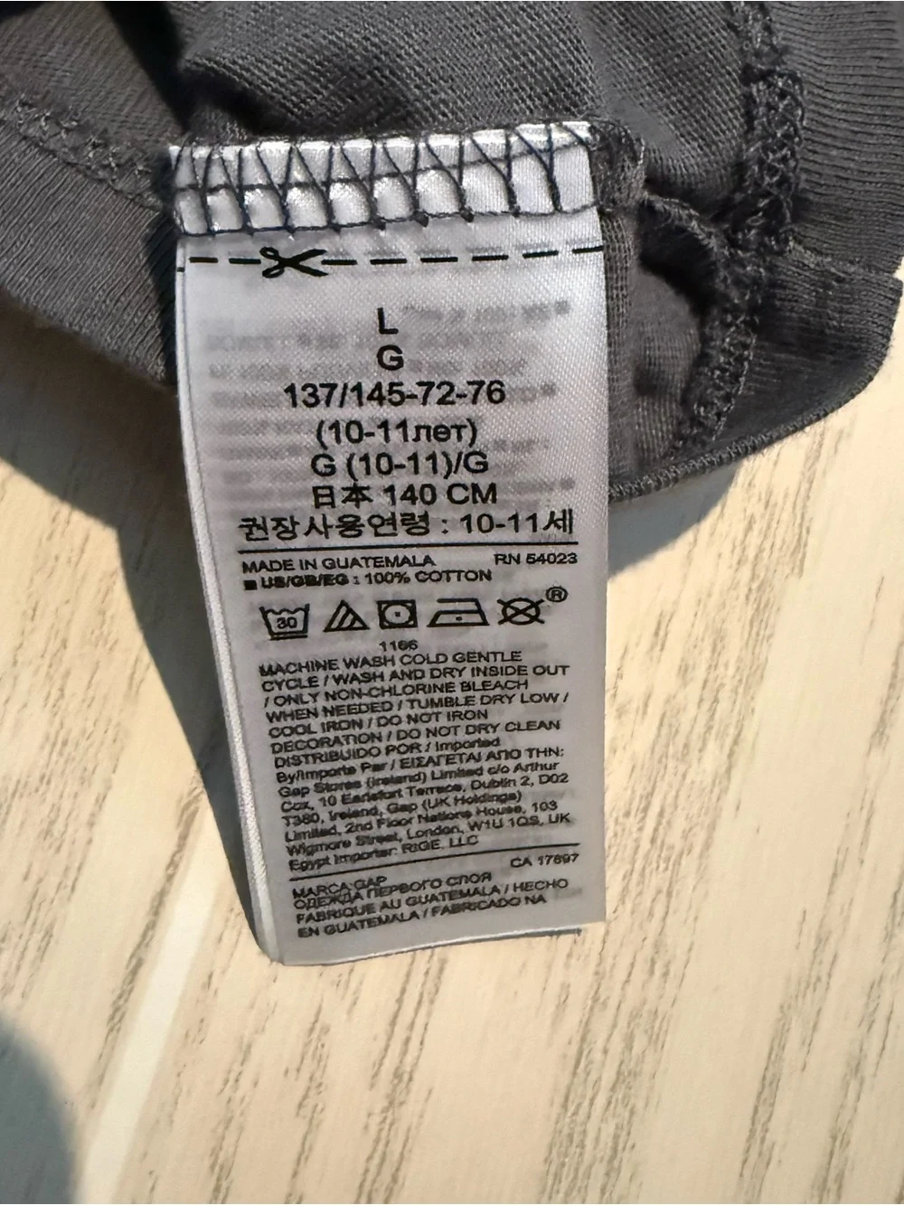 Gap Kids Girls L 10 Charcoal Gray Star Graphic Long Sleeve Tee NWT